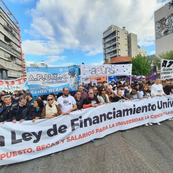 Los universitarios comienzan hoy un nuevo paro que se extenderá durante una semana