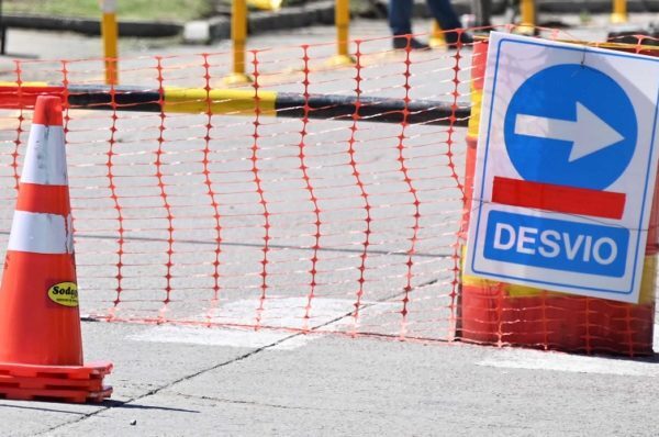 Cortes de calles durante el día de hoy