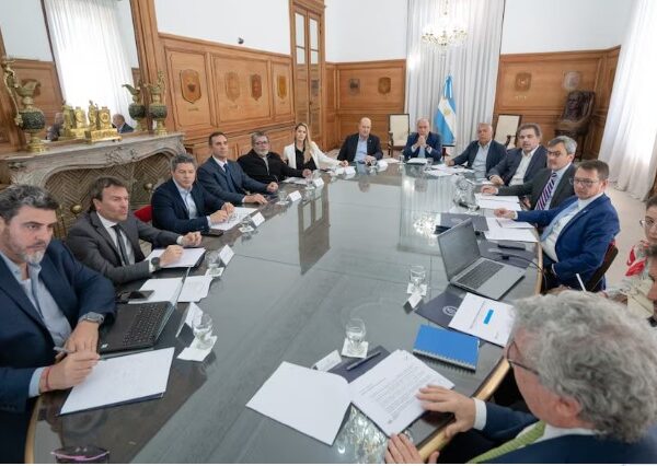 El Consejo de Mayo se reúne para conocer el borrador de la Reforma Laboral antes de las sesiones extraordinarias