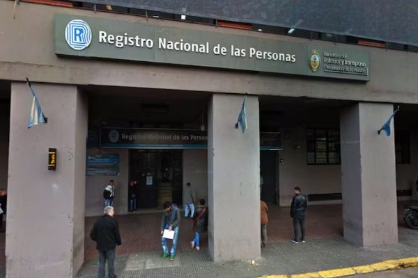 El Gobierno actualizó la presentación del DNI y el pasaporte
