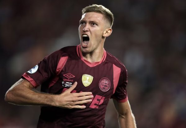 Lanús venció 1-0 a Flamengo por el duelo de ida de la Recopa Sudamericana