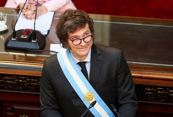 El Gobierno celebró la media sanción a la reforma laboral y aseguró que es “un punto de inflexión en la historia”