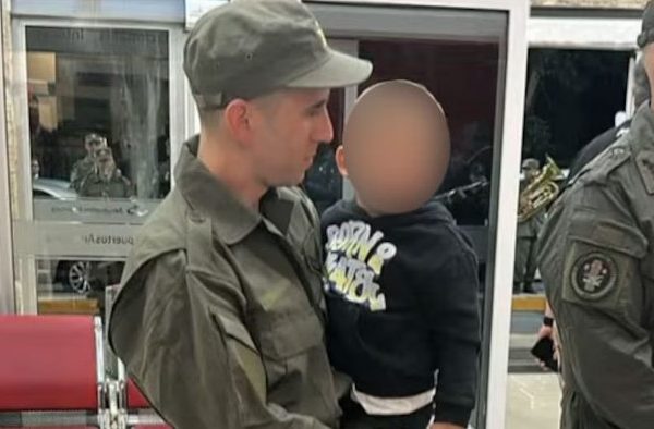 Nahuel Gallo regresó a la Argentina tras 448 días como rehén del régimen de Nicolás Maduro