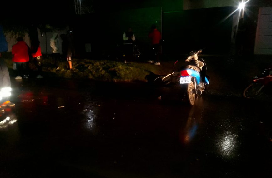 Se logró identificar al conductor del auto que impactó a una mujer y sus dos hijos