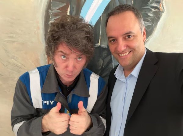 Manuel Adorni dará una conferencia de prensa en Casa Rosada y responderá preguntas tras los cuestionamientos