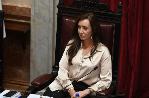 Victoria Villarruel aseguró que no puede impedir el aumento a los senadores