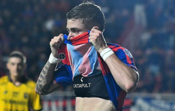 San Lorenzo venció 2-0 a Deportivo Cuenca y lidera el Grupo D de la Copa Sudamericana