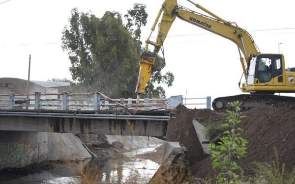 Reconstrucción en marcha: el municipio concreta la compra del nuevo puente metálico sobre calle Líbano