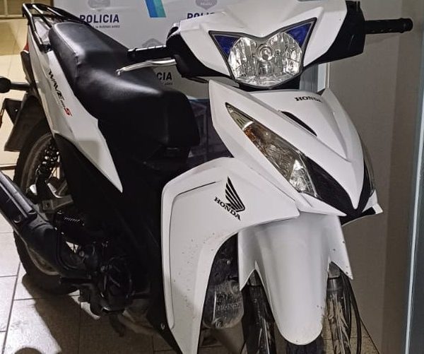 Detuvieron a un menor con una moto robada