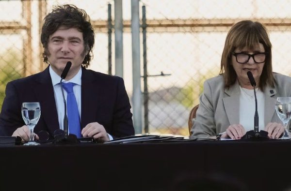 Bullrich volvió a diferenciarse del Gobierno y anticipó que no frenará el pliego de una jueza en el Senado