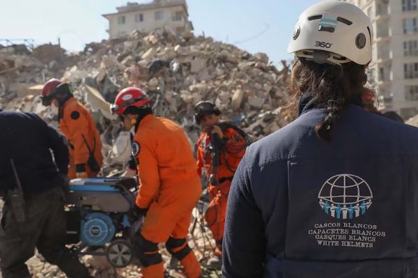 El Gobierno enviará ayuda humanitaria a Venezuela tras los devastadores terremotos