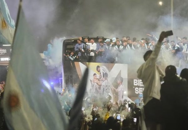 La Selección llegó al país tras el segundo lugar en el Mundial