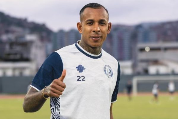 Boca Juniors confirmó el regreso de Sebastián Villa