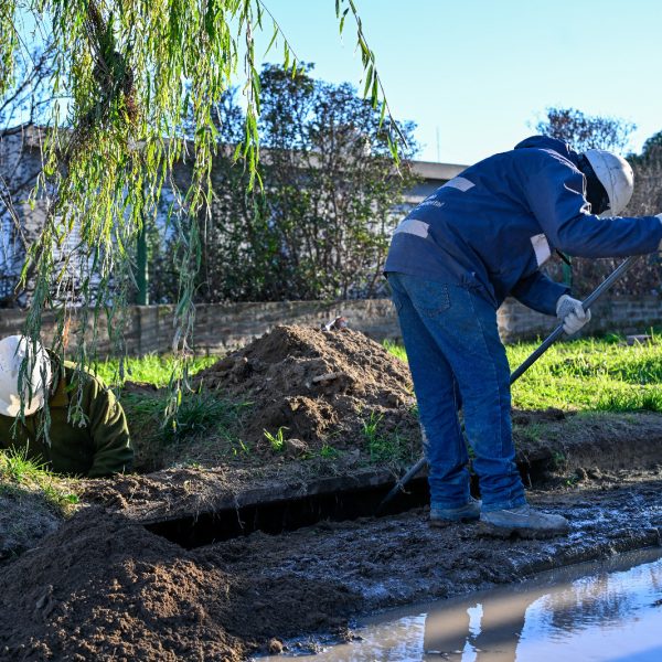 El Municipio avanza con la limpieza de un pluvial clave de la zona norte