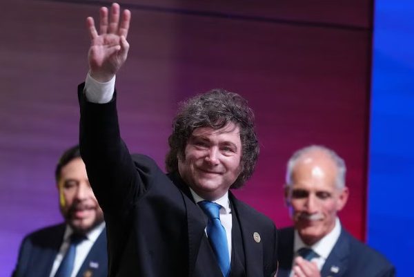 El Gobierno reconoce la demora en la reactivación económica y comienza a medir el impacto electoral
