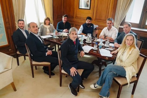 Tras el revés de la ley de tierras, el Gobierno busca corregir la comunicación y avanzar con su agenda legislativa