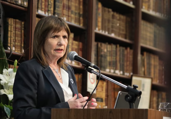 Bullrich confirmó que el Senado tratará el jueves la reforma de la Carta Orgánica del Banco Central