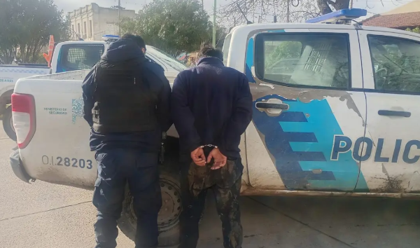 Detuvieron a un hombre que le disparó a otro en el barrio Saladero