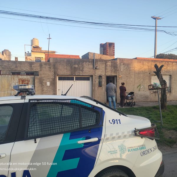 Allanamiento en la vivienda de un chofer de Uber por robarle el celular a un pasajero