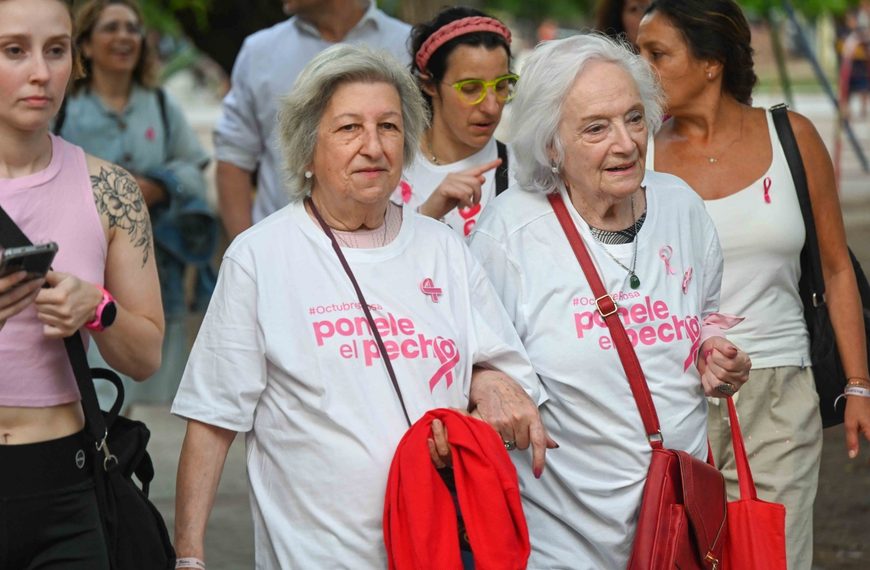 #OctubreRosa – caminata “Ponele el Pecho”